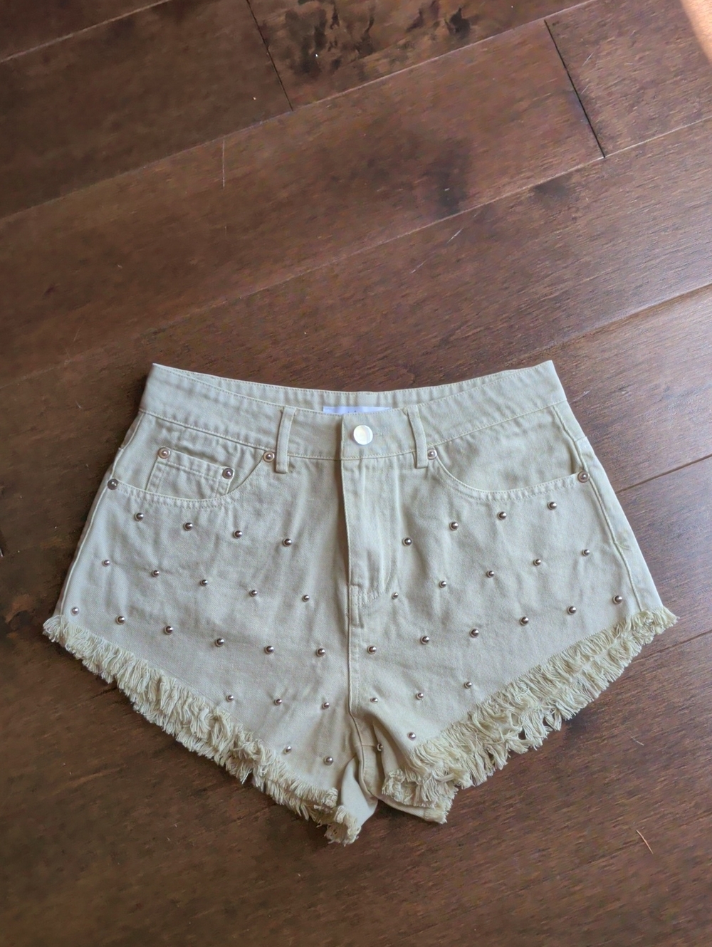 TALULAH Light Beige High-Waist Studded Fringe Shorts
